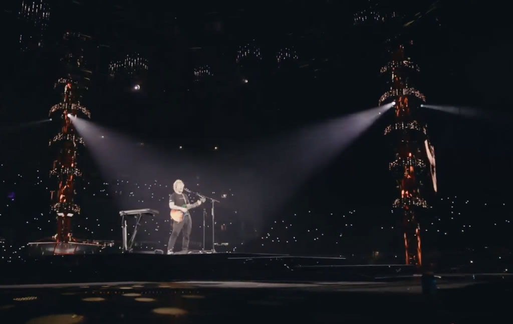 Ed Sheeran durante una reciente actuación. (Fuente: https://www.edsheeran.com)