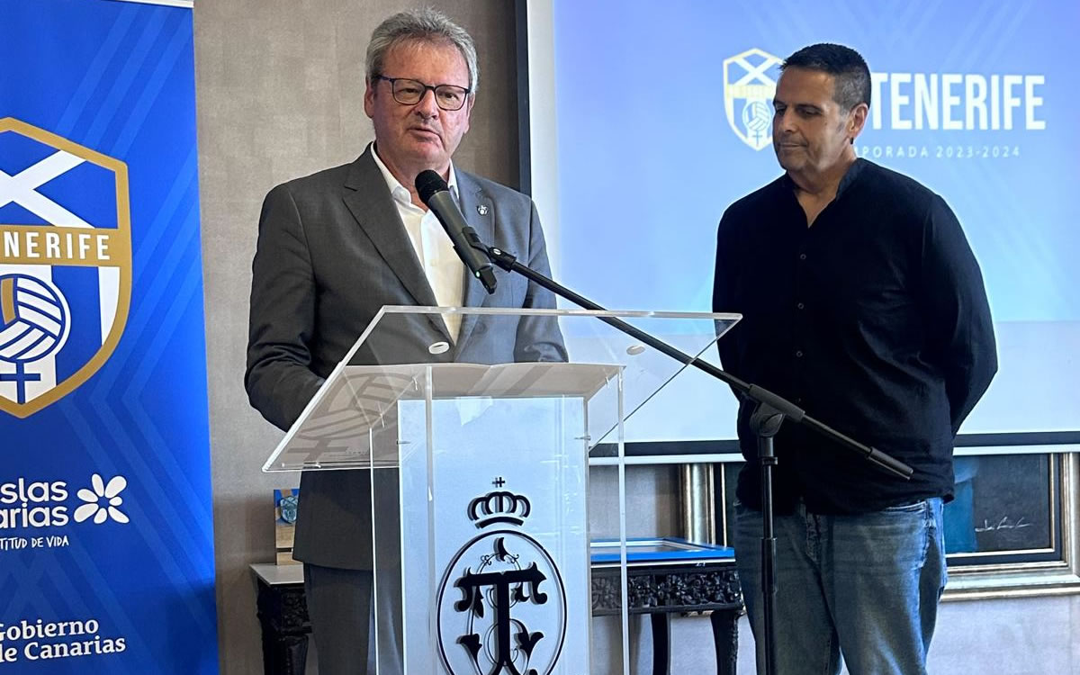 Sergio Batista, presidente del UD Tenerife durante su intervención.