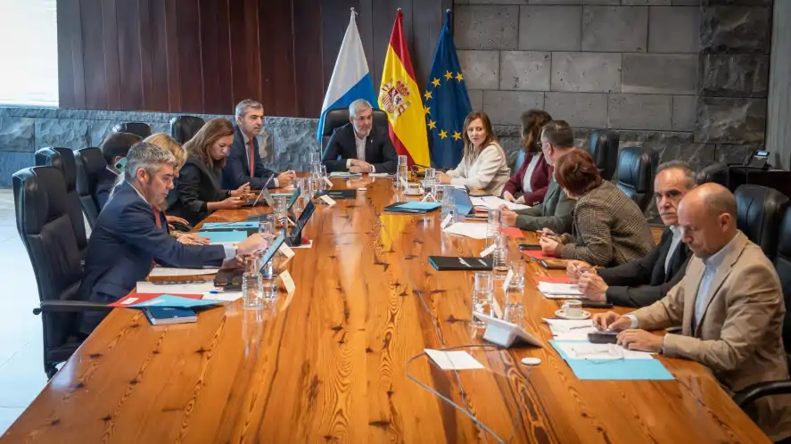 El Gobierno aprueba el decreto ley de medidas fiscales y ayudas ...